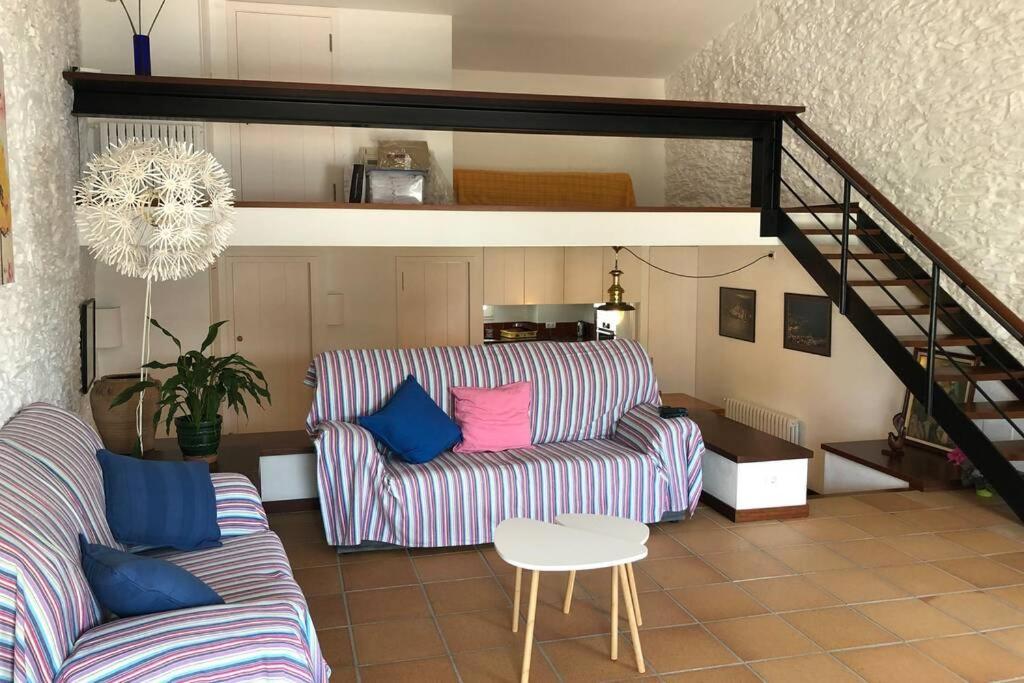 Roques - Casa En Primera Linea De Mar En Cadaqués Exterior foto